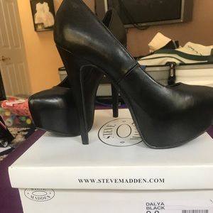 Brand New Steve Madden Louboutin look alikes!!